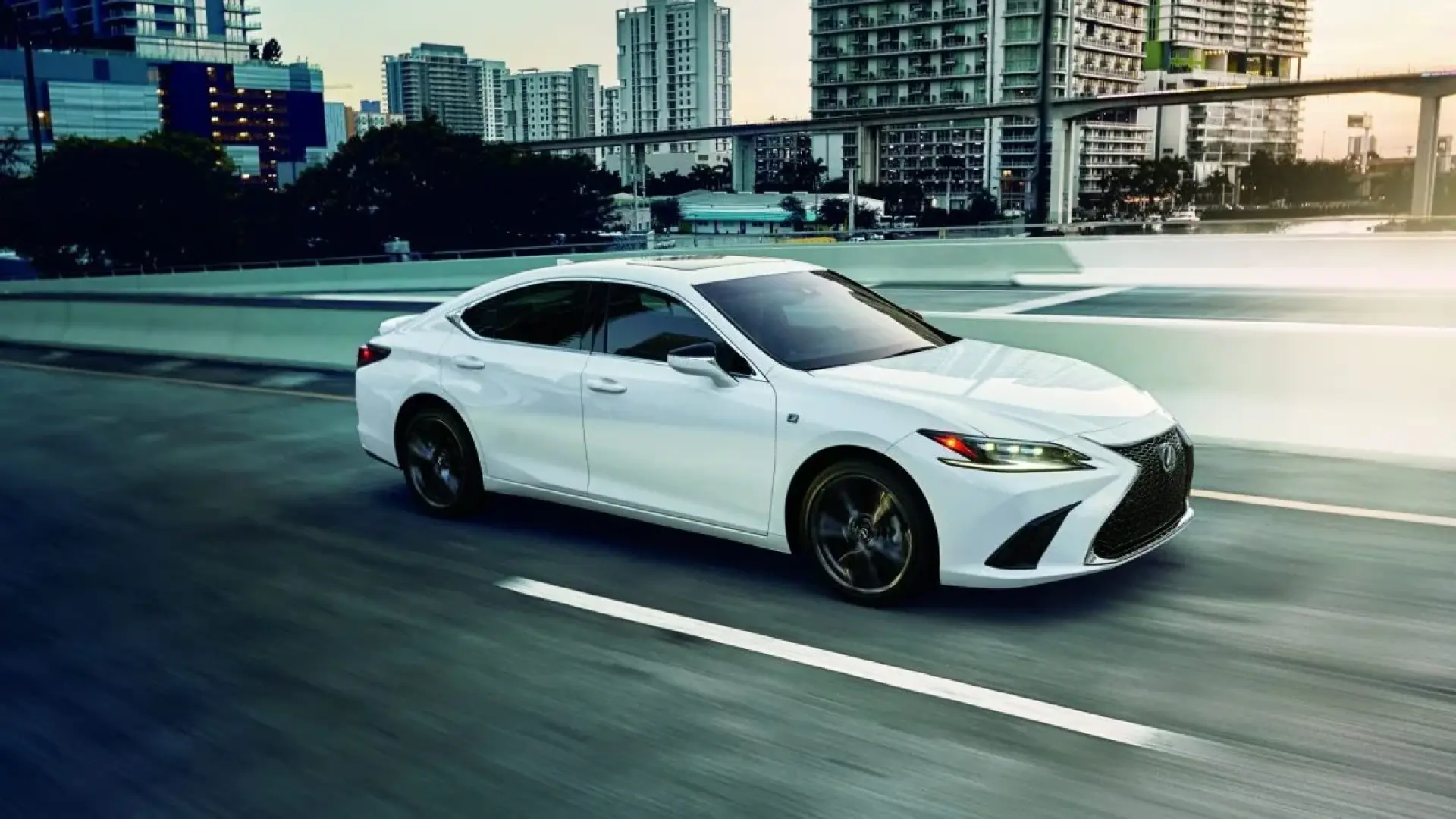 Lexus ES 350 F Sport 2024
