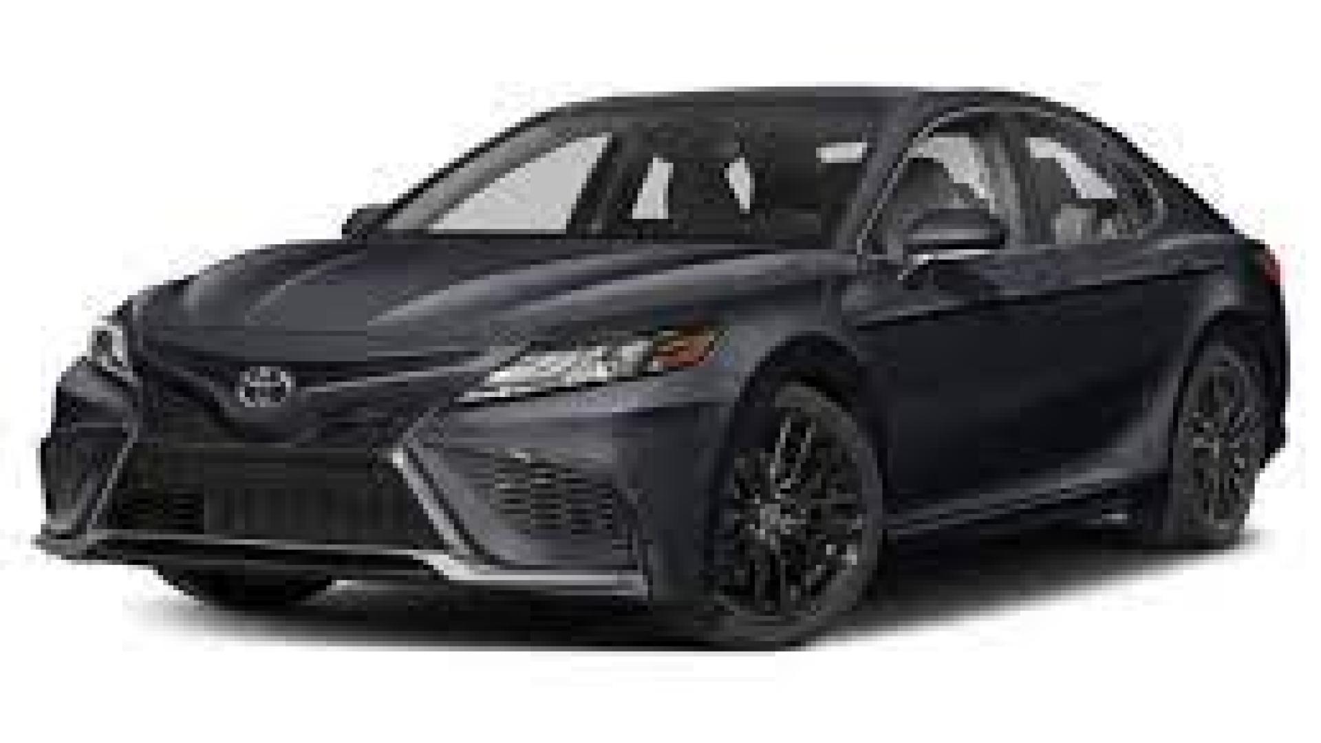 Toyota Camry XLE Hybrid 2024