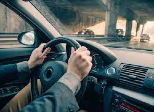 Kinh Nghiệm Lái Xe An Toàn: Bí Kíp Cho Anh Em Làm Chủ Tay Lái