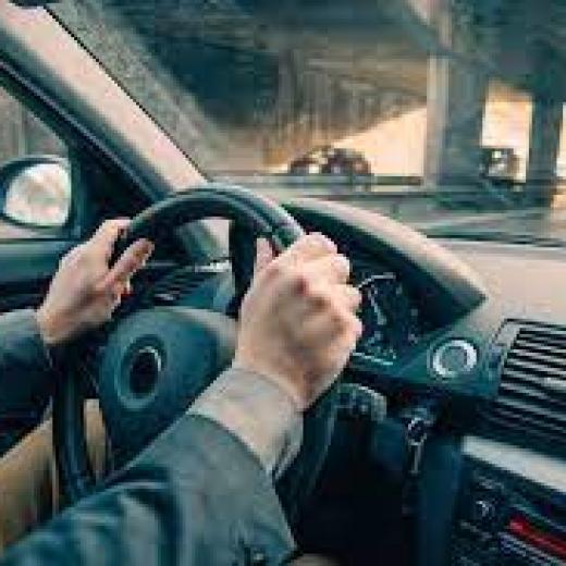 Kinh Nghiệm Lái Xe An Toàn: Bí Kíp Cho Anh Em Làm Chủ Tay Lái