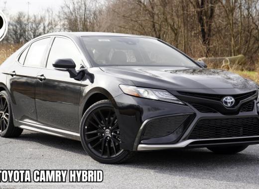 Toyota Camry XLE Hybrid 2024